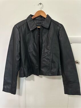 Classic Black Leather Zip-Front Jacket with Spread Collar